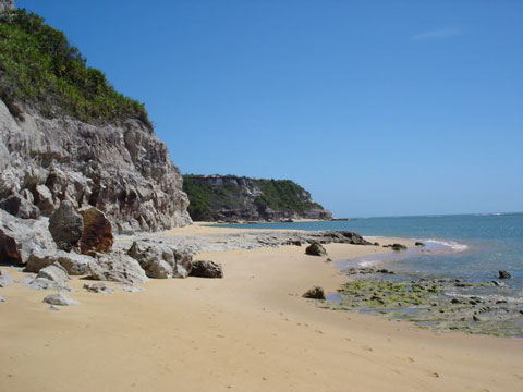 Falesias Praia do Espelho, Brazil