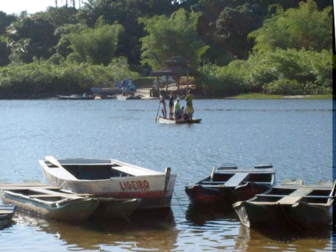 Balsa rio Cara&iacute;va