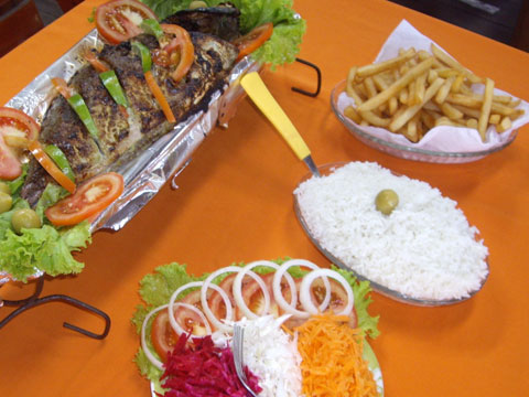 Moquecas, Peixe na telha, Lagosta, Camarão na moranga.