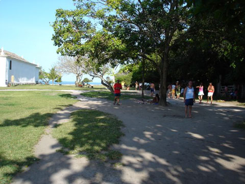 Turistas no Quadrado de Trancoso